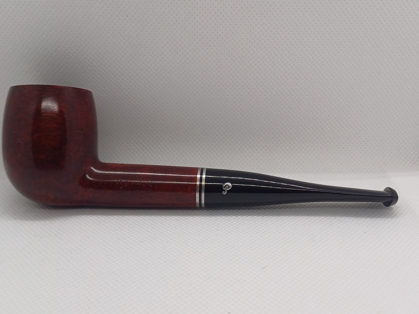 Pipa Peterson Killarney Red (6) Fishtail
