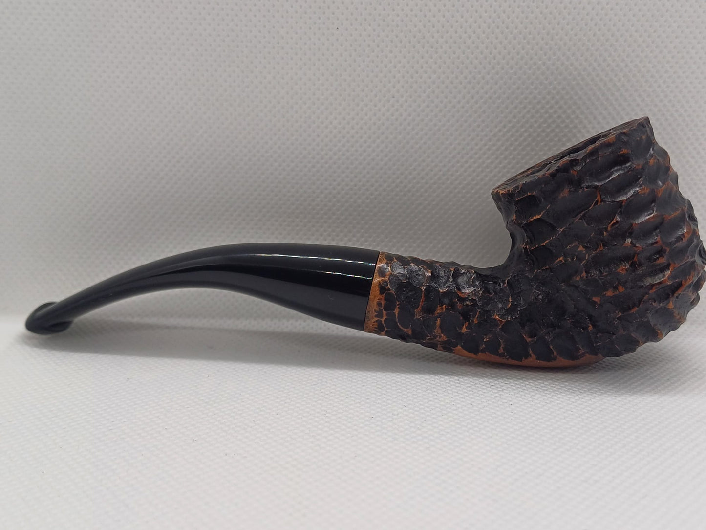 Pipa Peterson Aran Rusticated (01) Fishtail