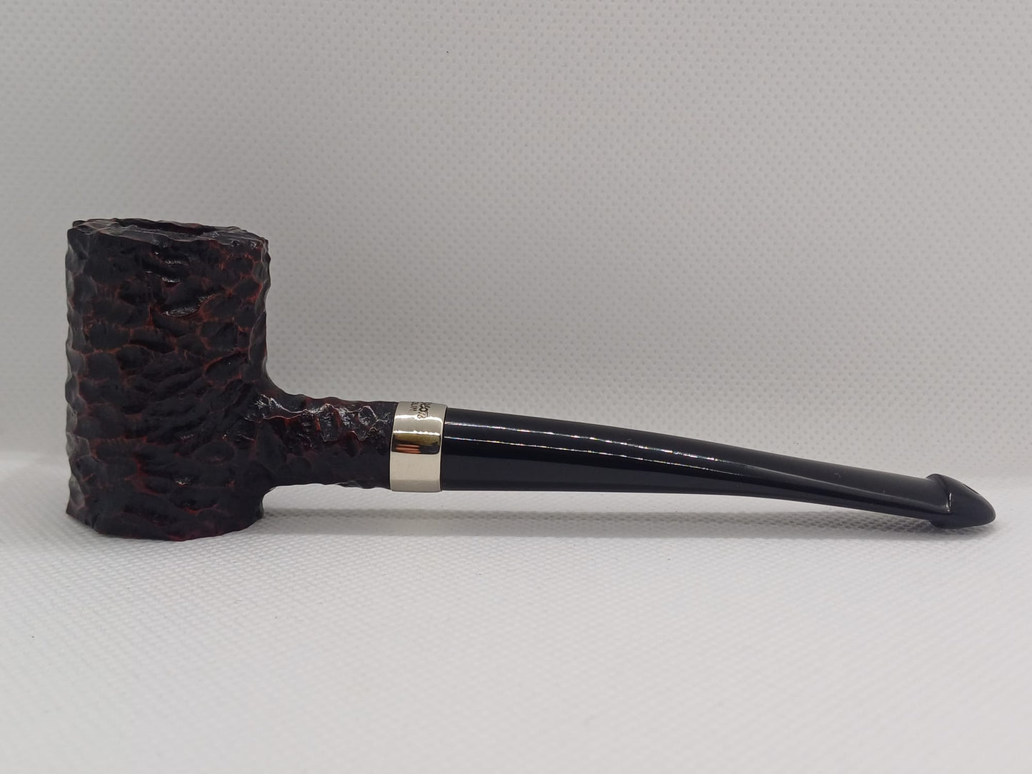 Pipa Peterson Speciality Rusticated Nickel Mounted Tankard P-Lip