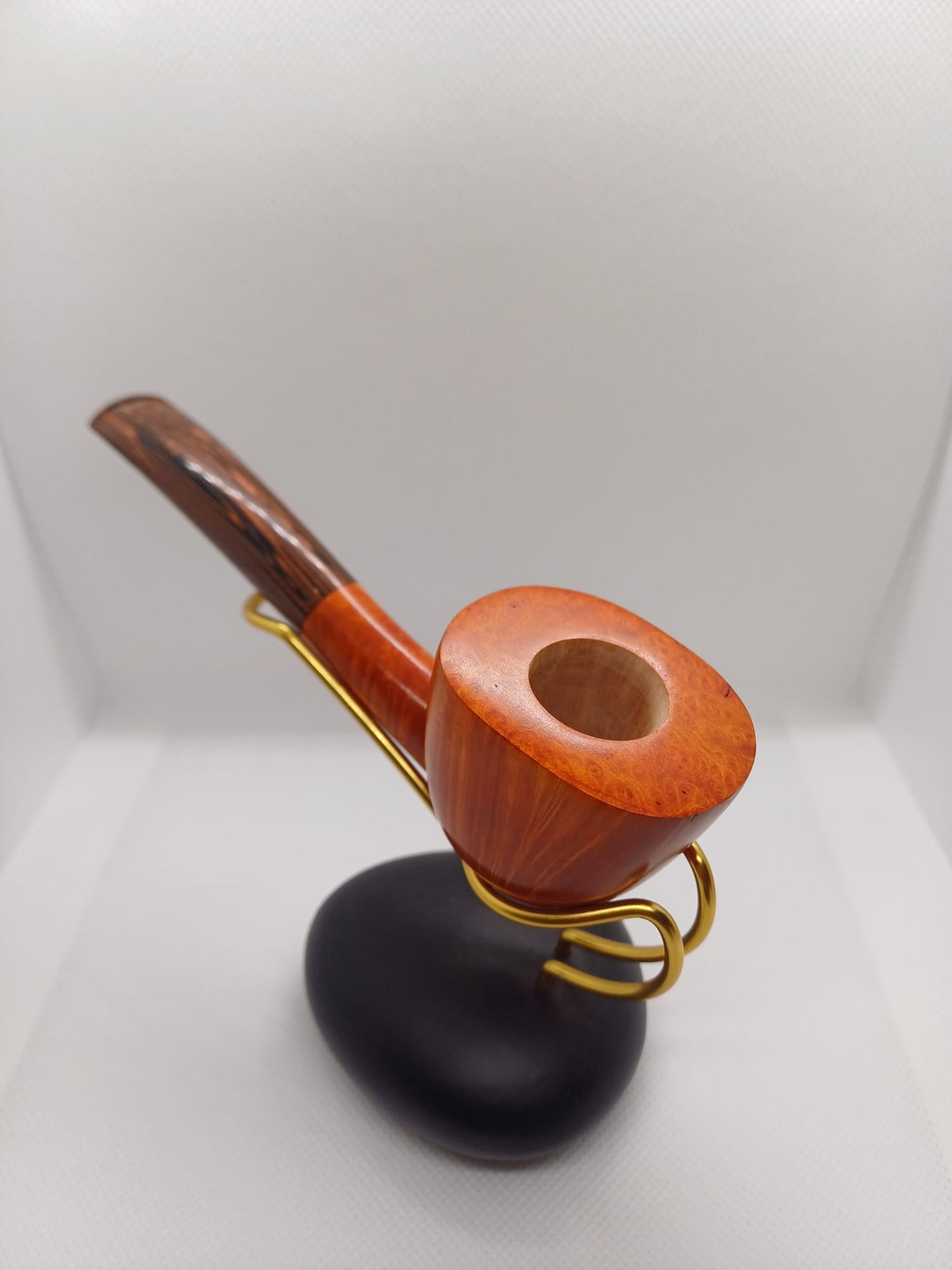 Bacigalupi Artisan Pipe Calabash Reverse Sandblasted 1 Sail