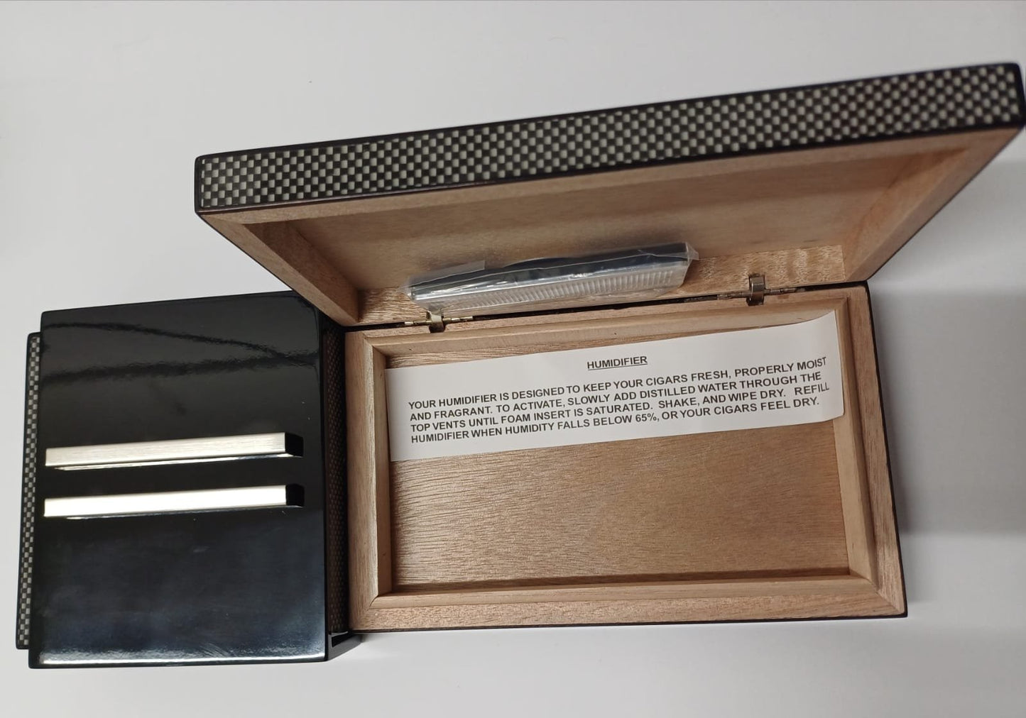 Humidor 100 Cigars 34 X 24 X 15 cm With Lock Poplar Color