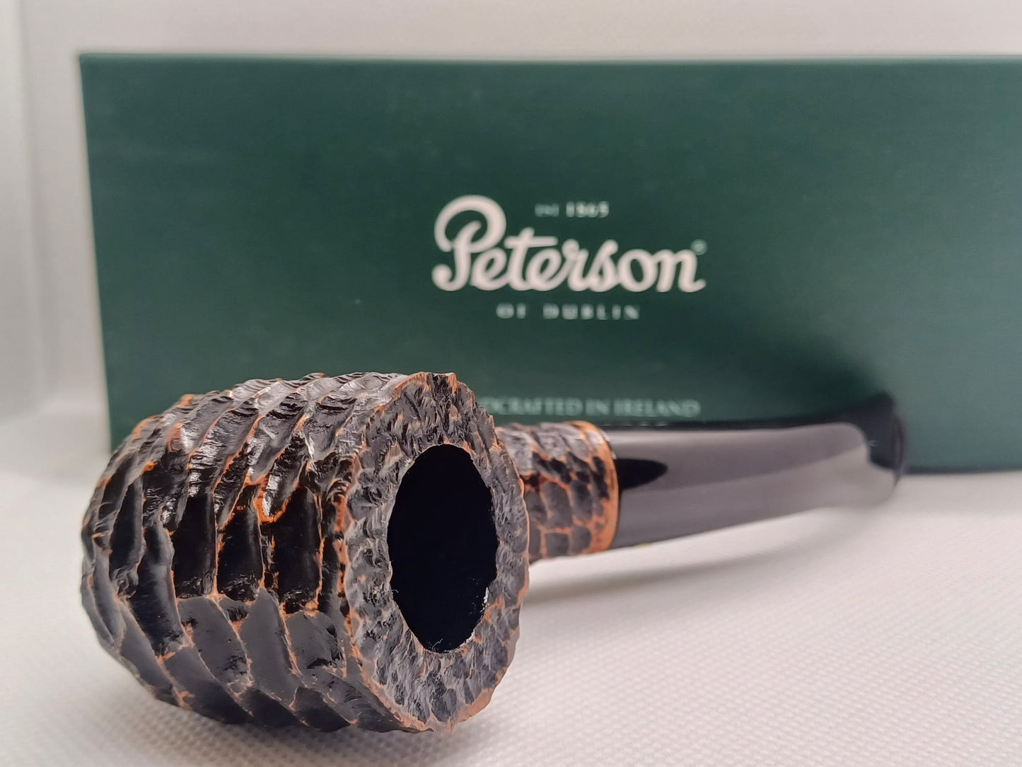 Pipa Peterson Aran Rusticated (01) Fishtail