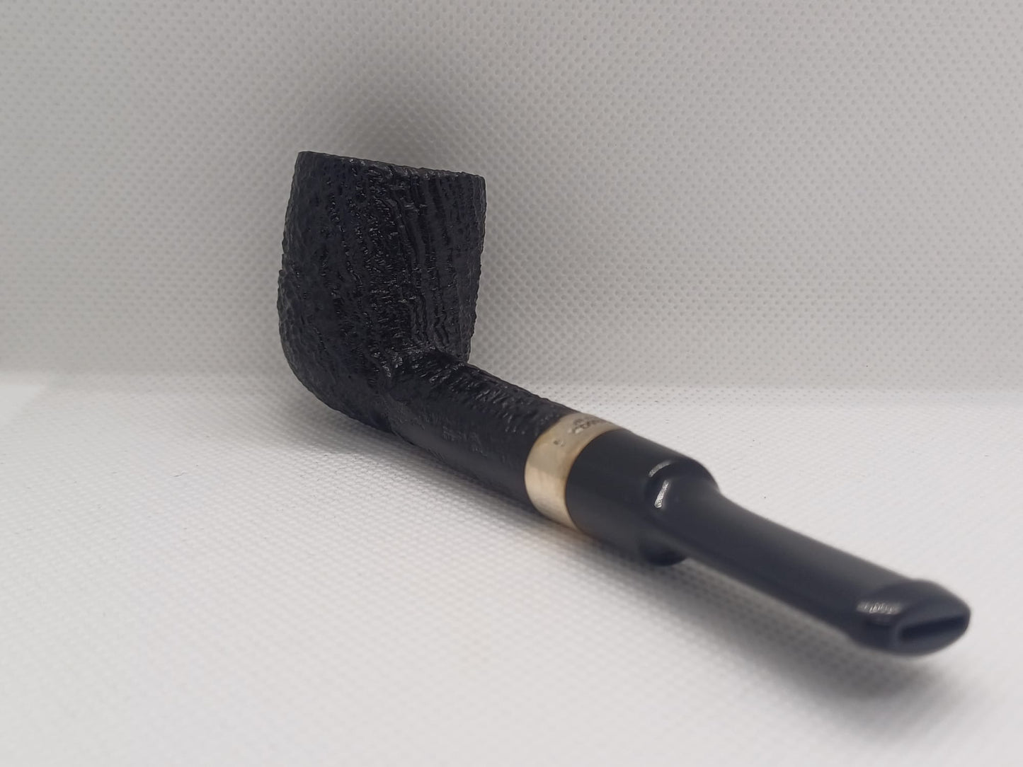 Pipa Peterson Junior Sandblasted Silver Mounted Lovat Fishtail