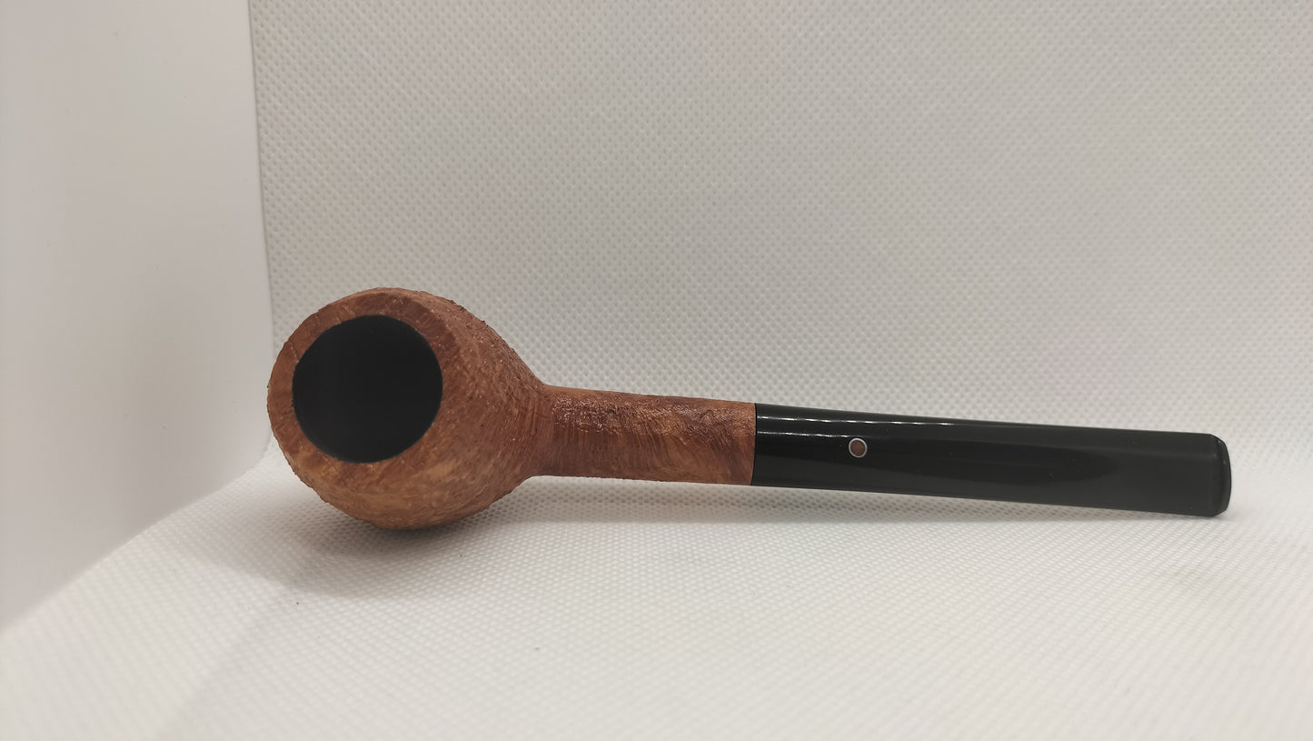 Ashton Artisan Pipe Group LX - Brindle - Worked Silver Band
