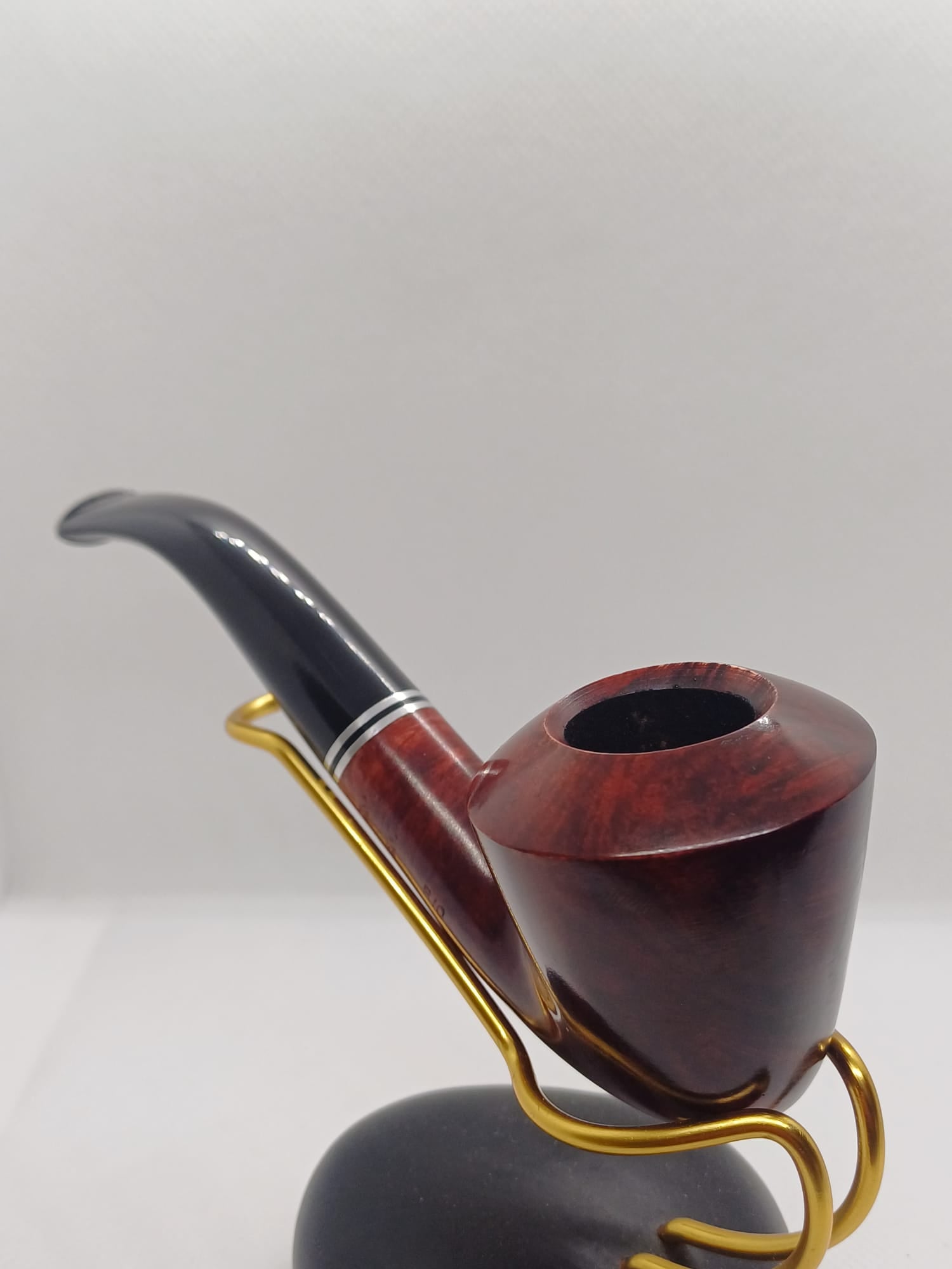 Pipa Peterson Killarney Red (B10) Fishtail