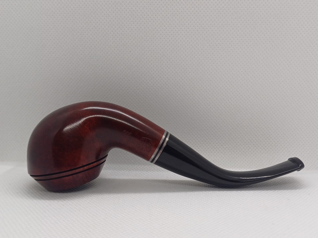 Pipa Peterson Killarney Red (999) Fishtail