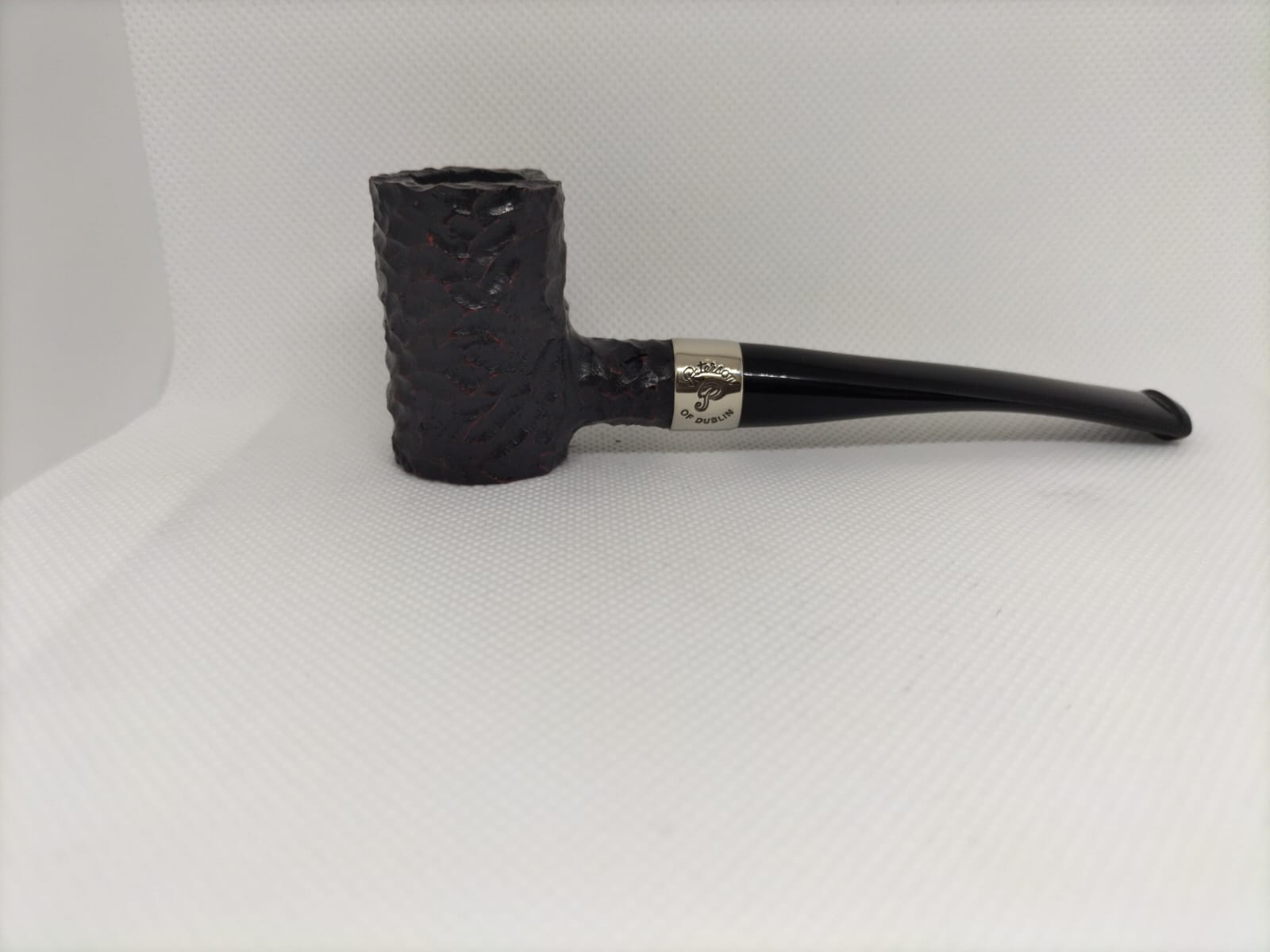 Pipa Peterson Donegal Rocky 701 Fishtail