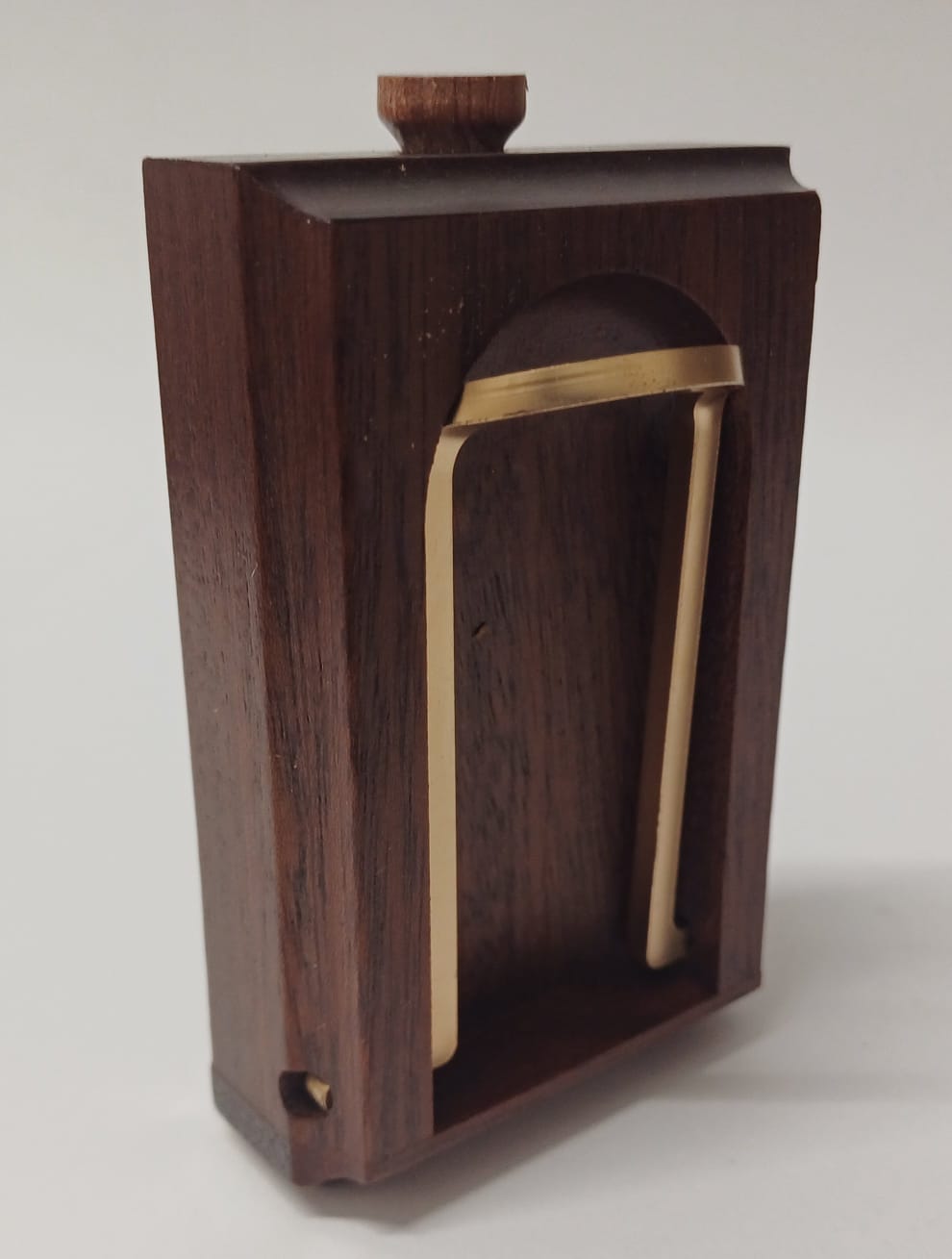 Poggia Pipe in Legno con Pigino