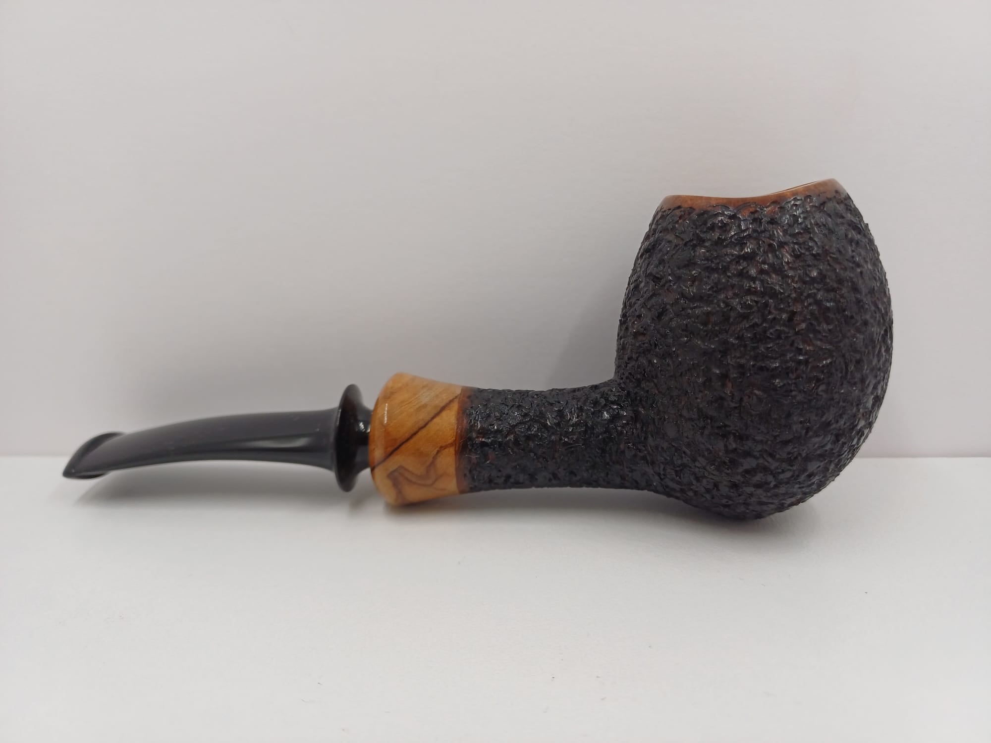 Leo Pipe - Pipa Artigianale Iole