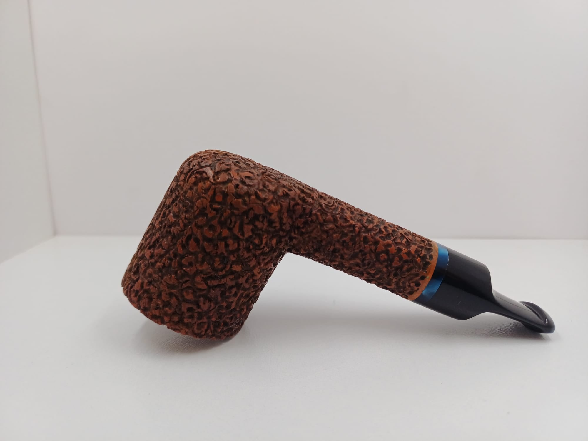 Leo Pipe - Pipa Artigianale Mira