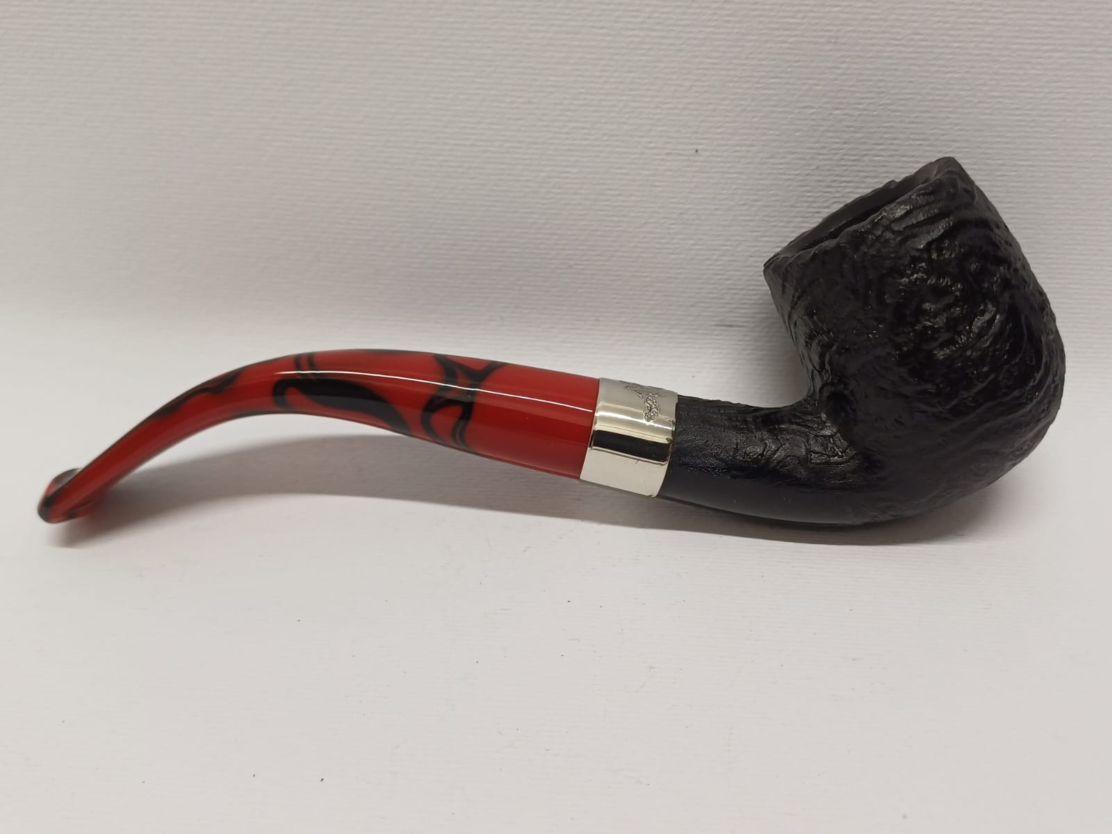 Peterson Pipa Dracula Sandblasted 65 Fishtail