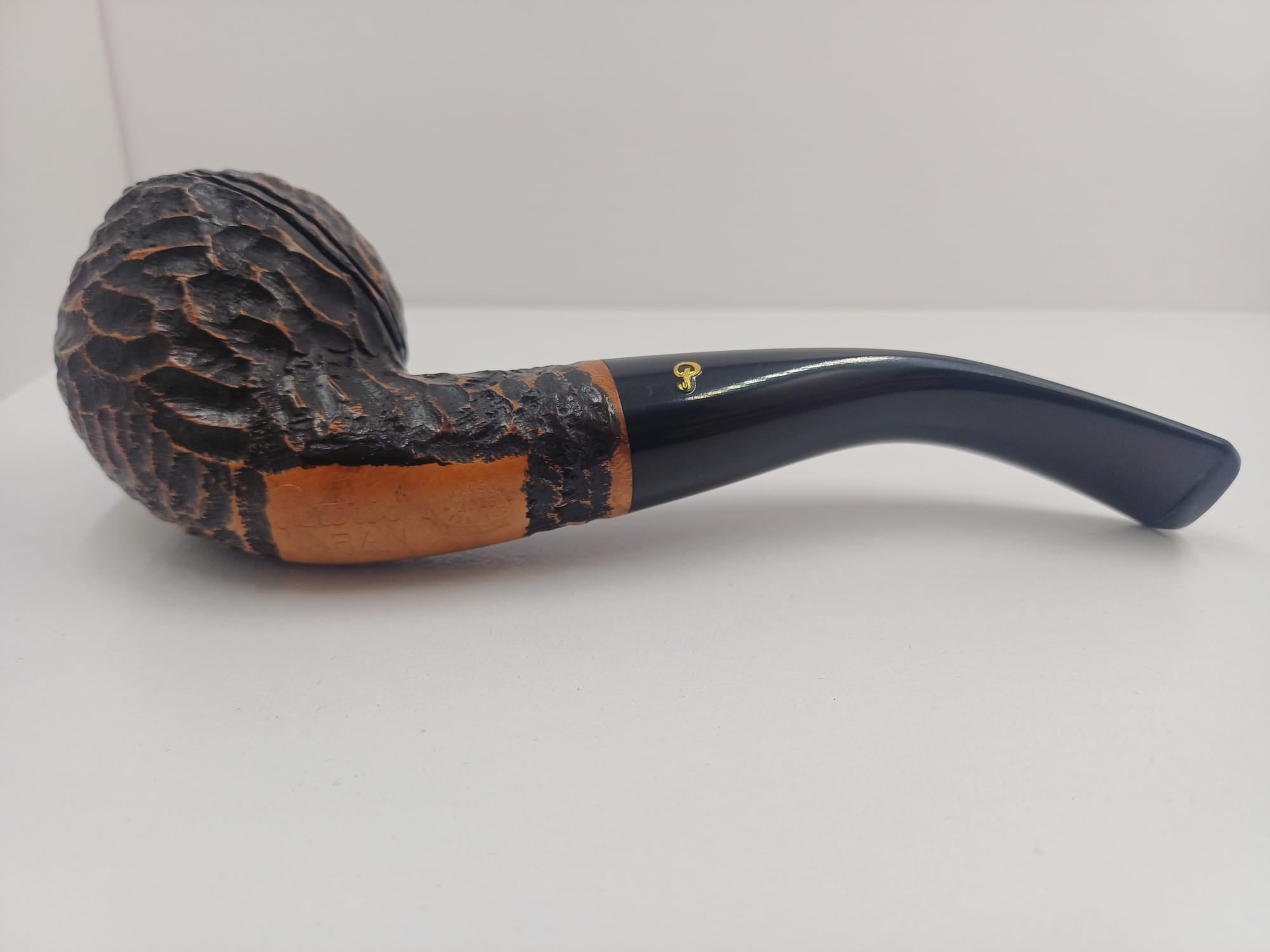 Pipa Peterson Aran Rusticated Fishtail 999