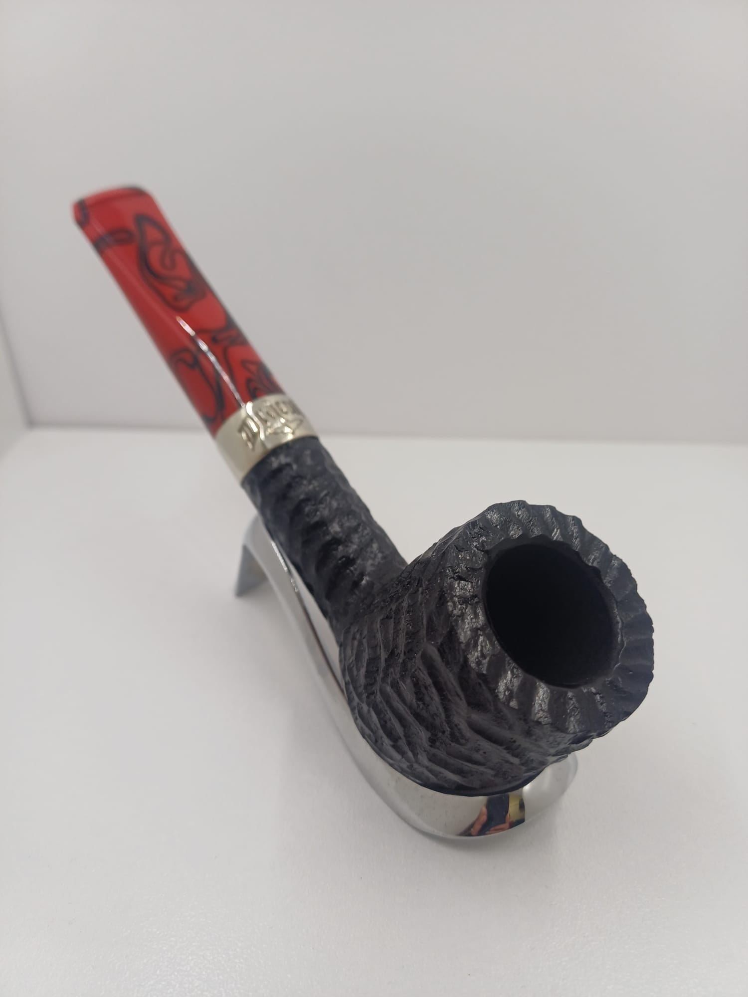 Pipa Peterson Dracula Rusticated Fishtail 107
