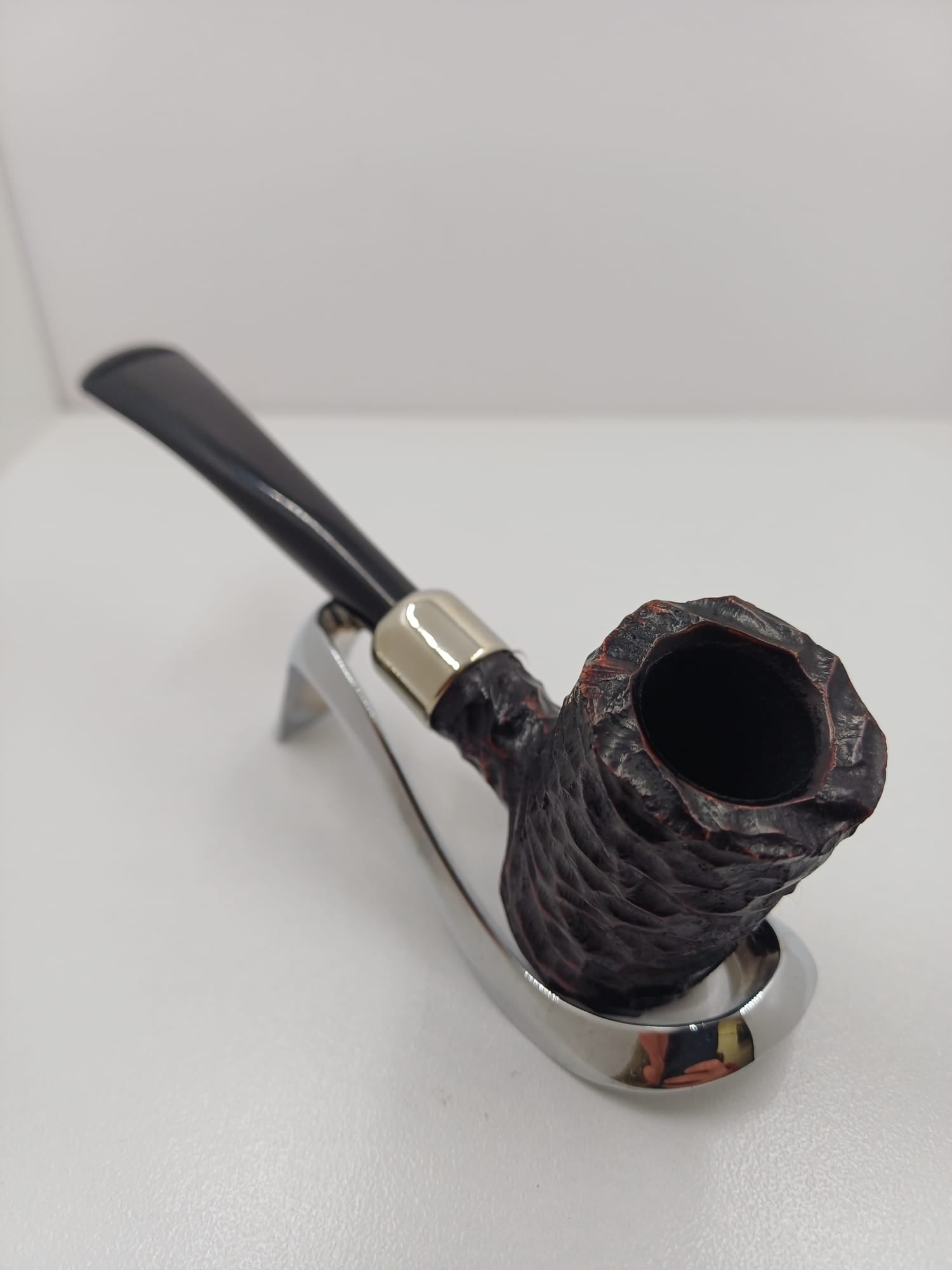 Pipa Peterson Irish Made Army Rusticated Fishtail 701