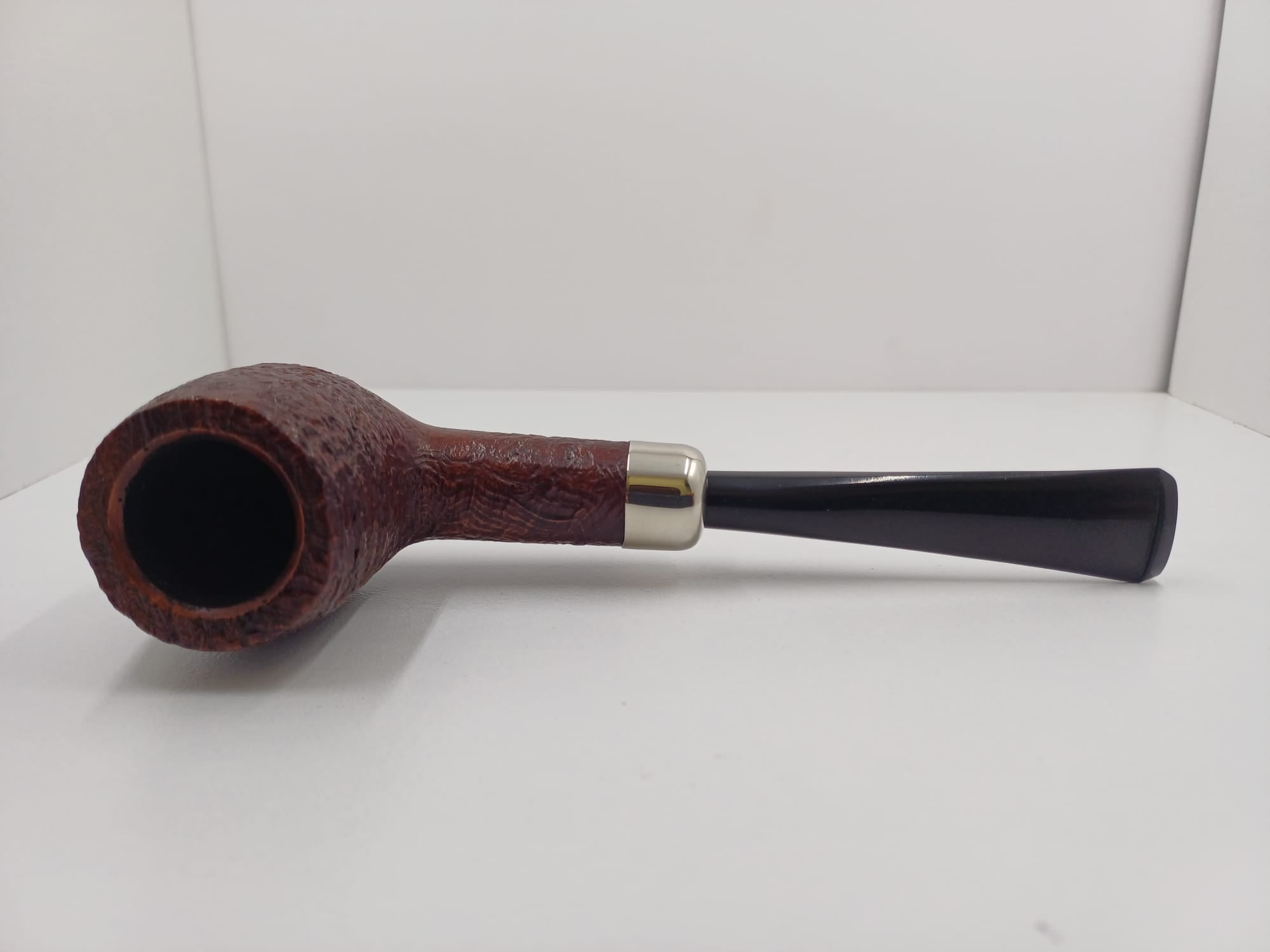 Pipa Peterson Irish Made Army Sanblasted Fishtail 102