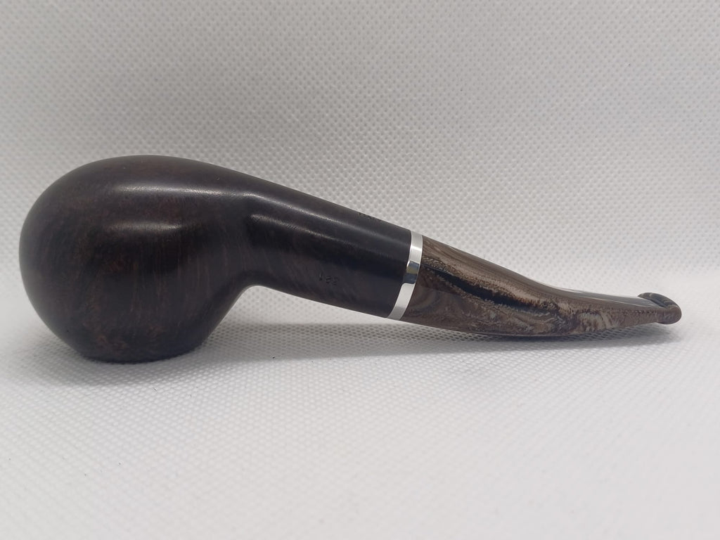 Pipa Savinelli Morellina 321 Author semicurva versione regular, finissaggio liscio marrone scuro.