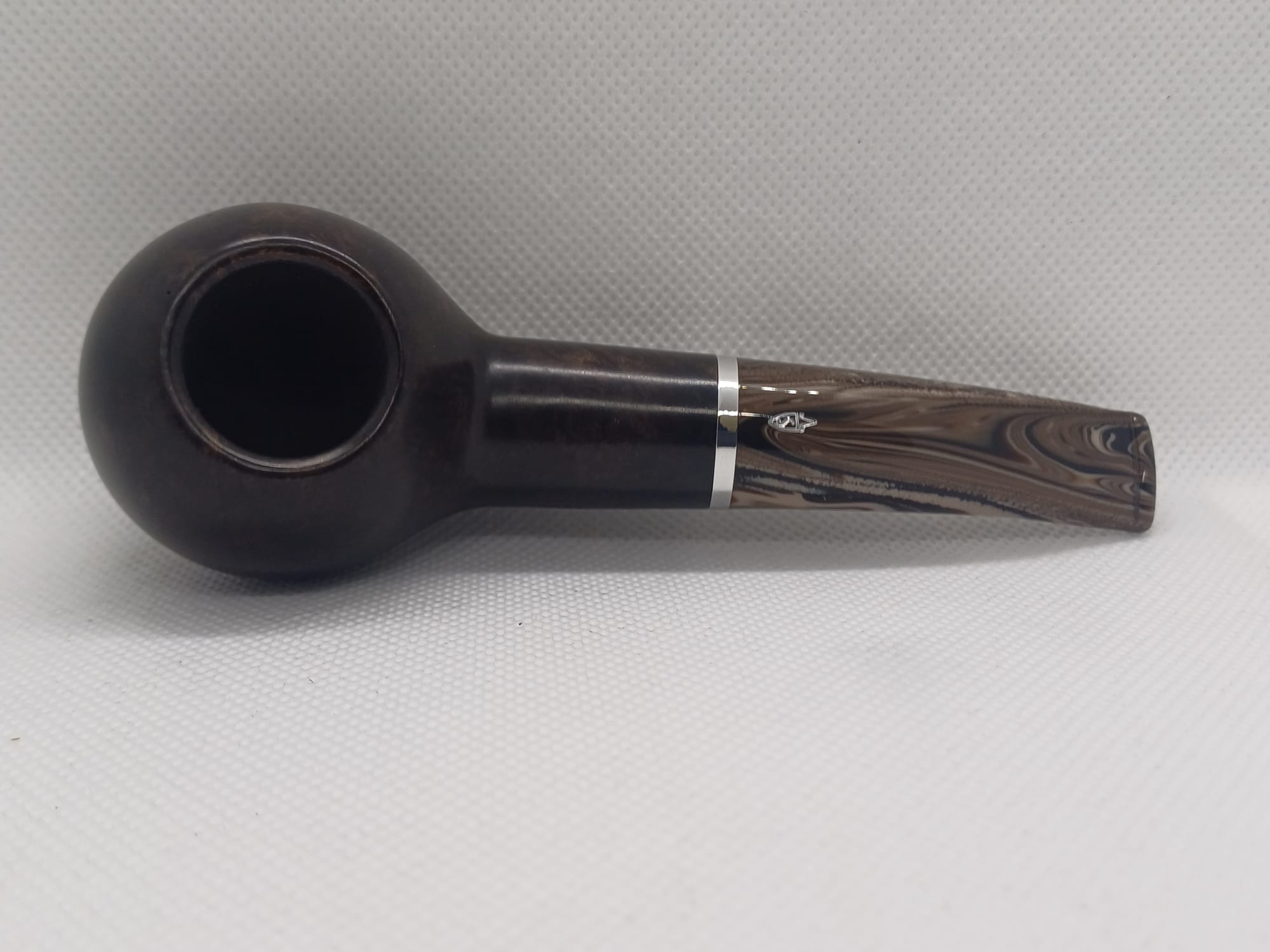 Pipa Savinelli Morellina 321 Author semicurva versione regular, finissaggio liscio marrone scuro.
