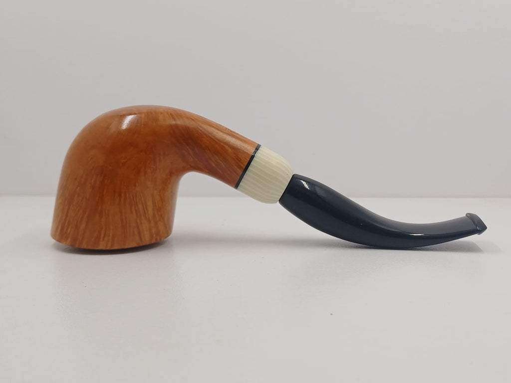 Il Ceppo Sandblasted Artisan Pipe Number 1
