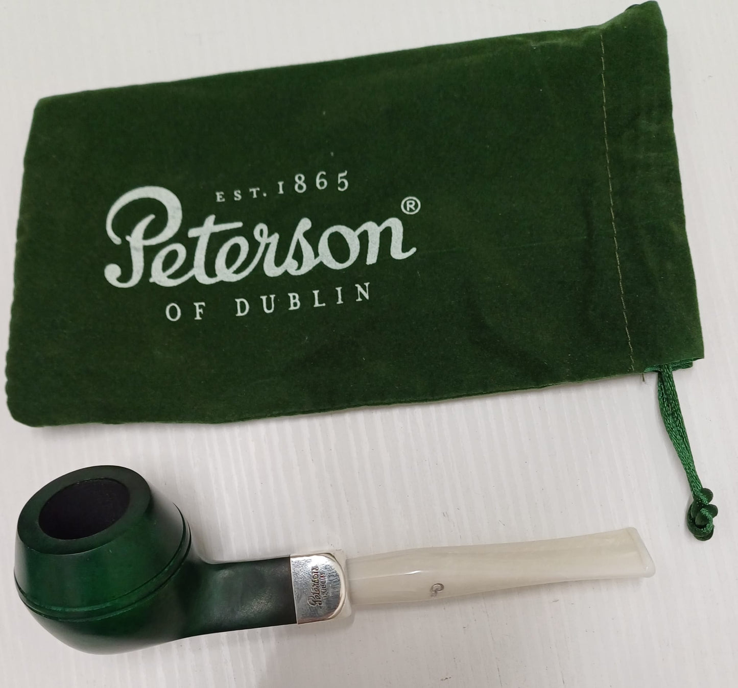 Peterson Pipa Rugby 150 - SmokenStore.com