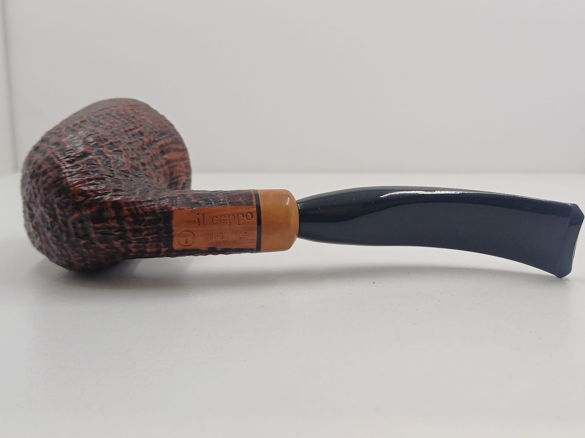 Il Ceppo Sandblasted Artisan Pipe Number 1